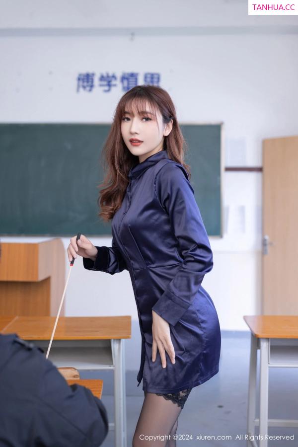 陆萱萱  [XiuRen]高清写真图 2024.03.28 No.8309 陆萱萱 黑丝美腿第22张图片